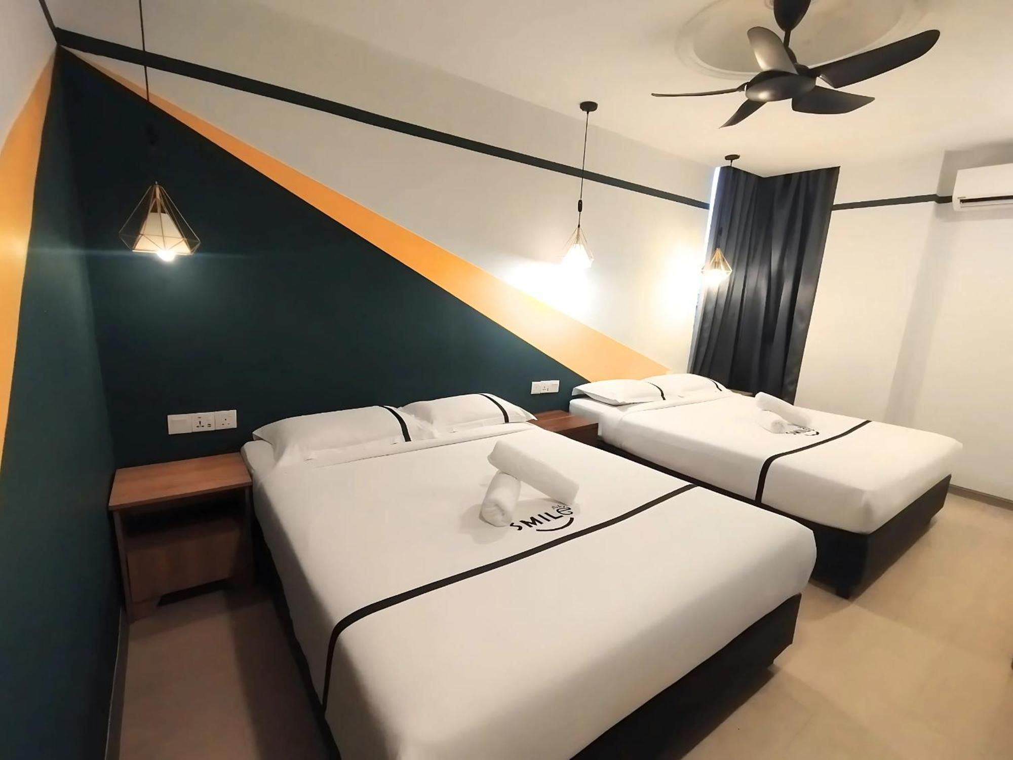 Smile Hotel C180 Cheras Selatan Buitenkant foto