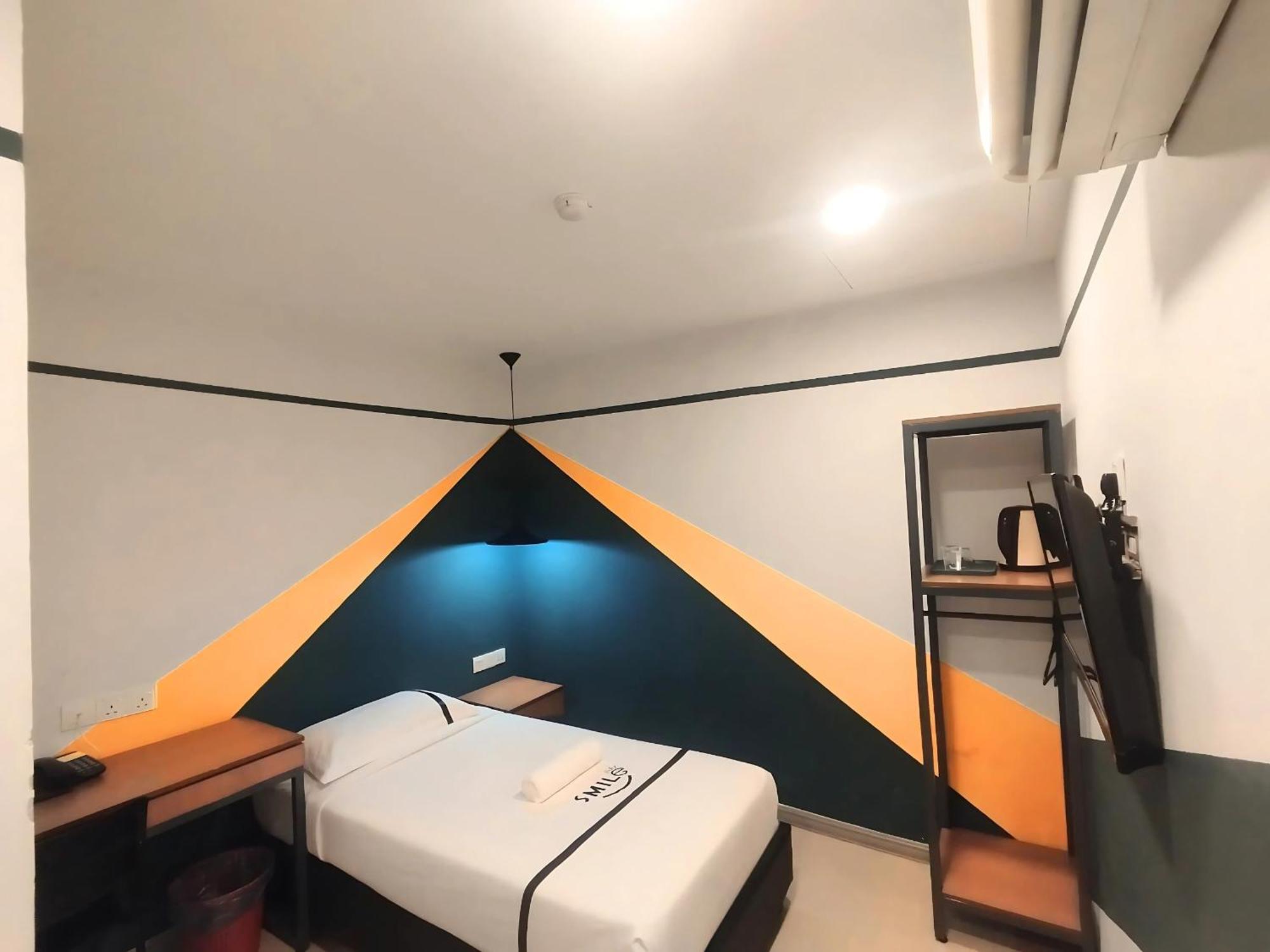 Smile Hotel C180 Cheras Selatan Buitenkant foto